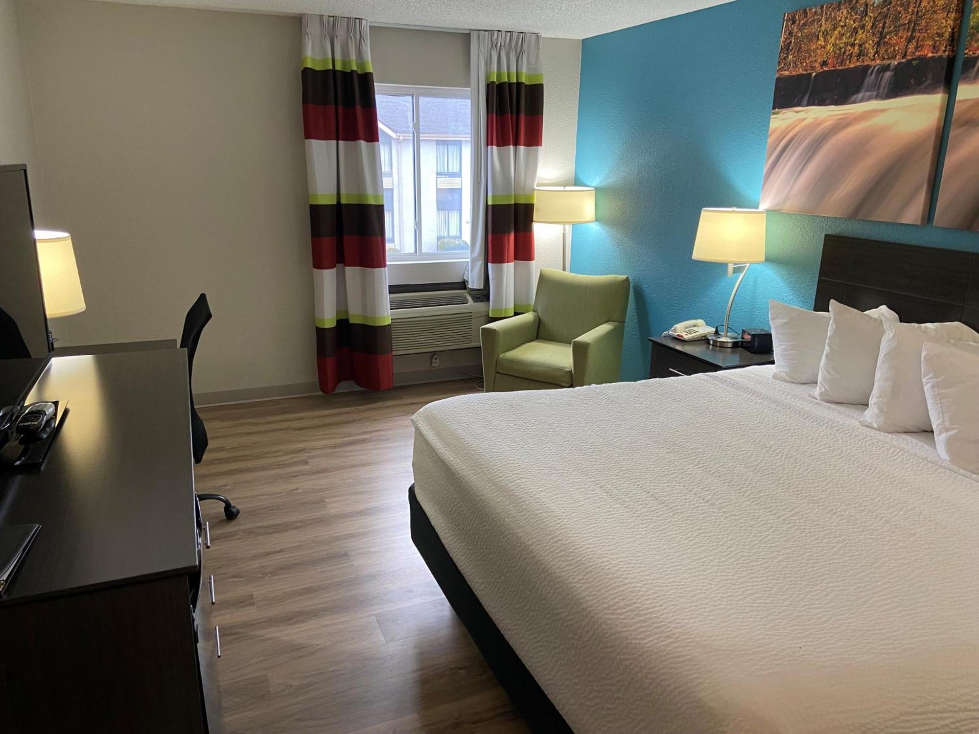 Days Inn By Wyndham Carthage Eksteriør bilde