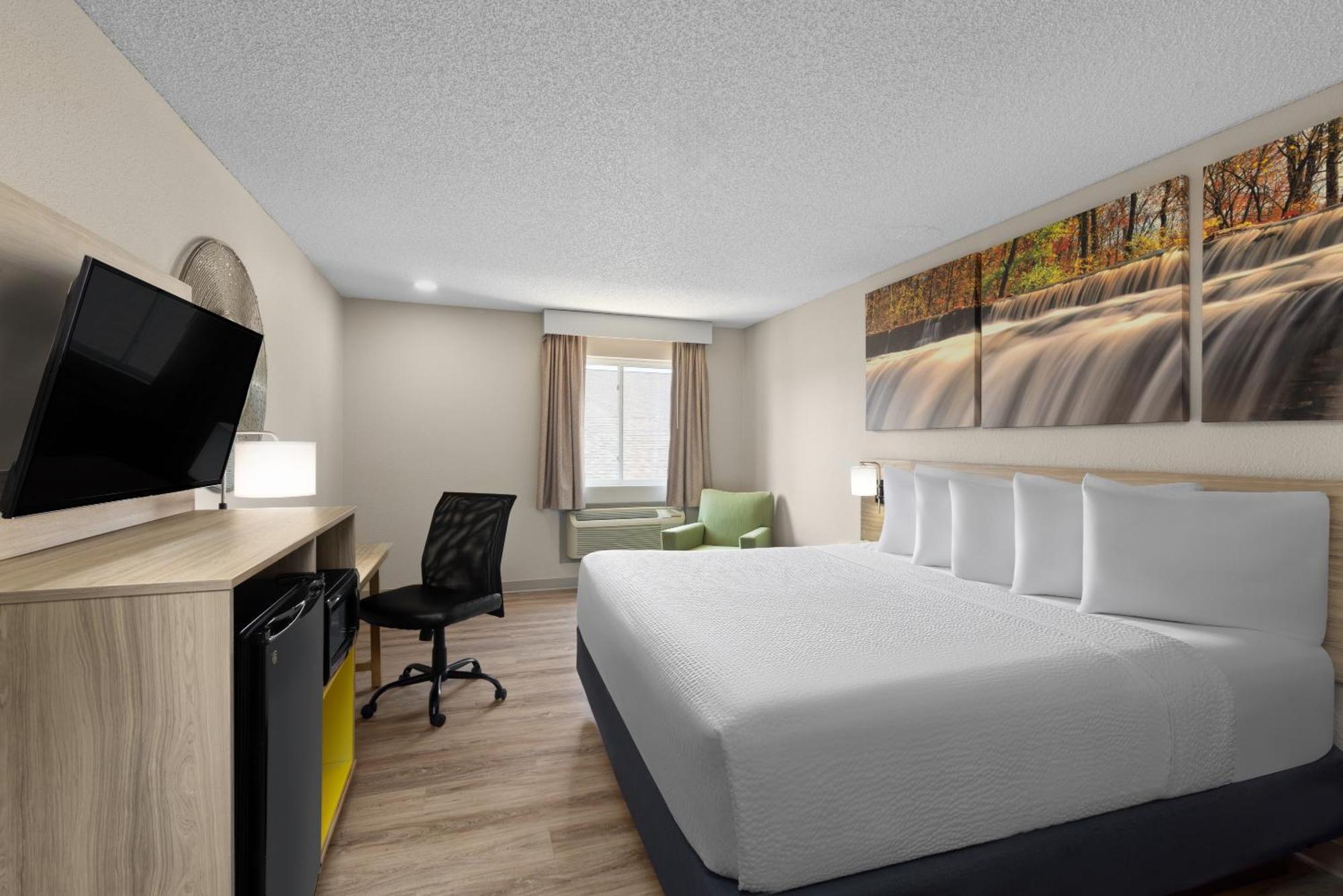 Days Inn By Wyndham Carthage Eksteriør bilde